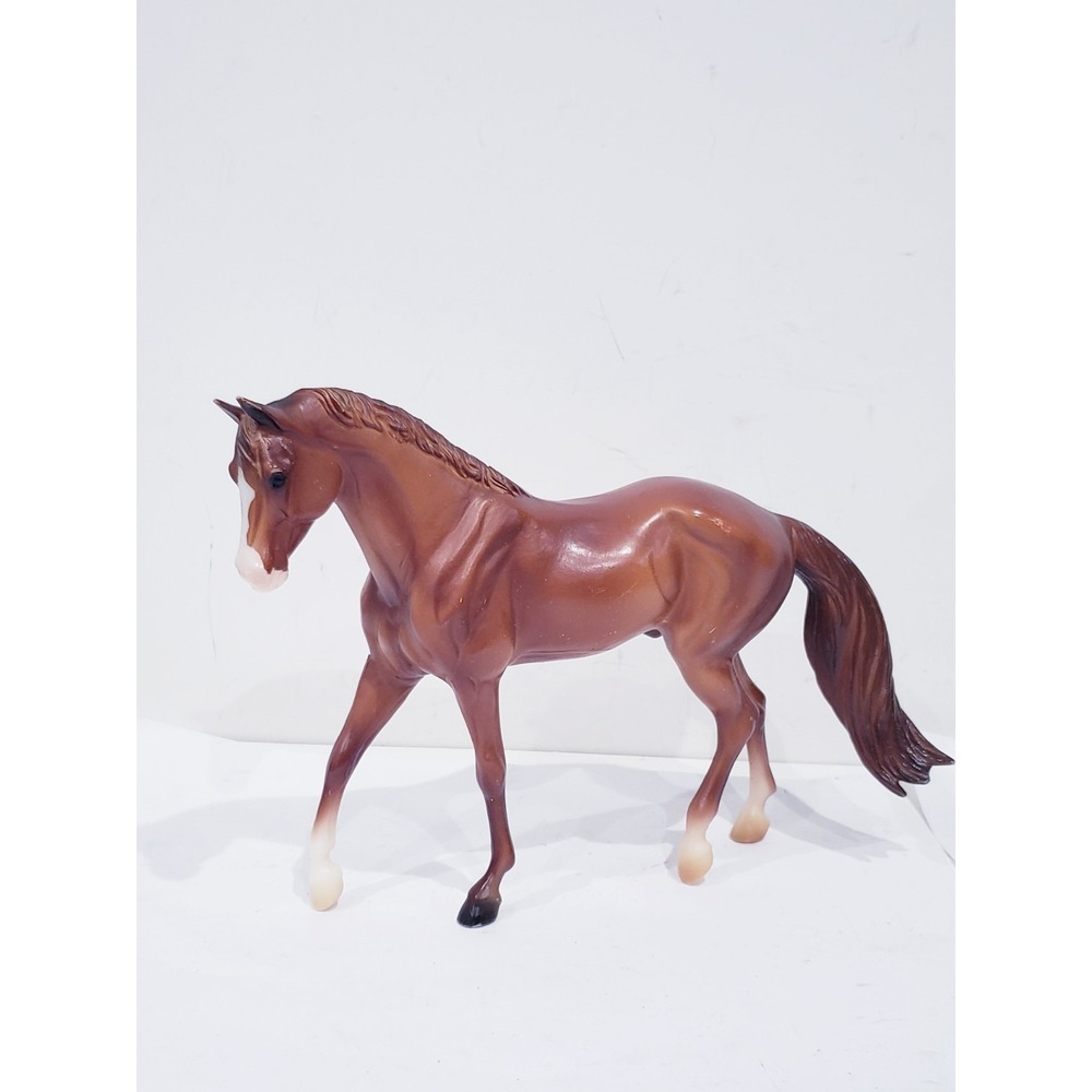 Breyer Stock Horse Gelding  Chestnut Sorrel Quarter Horse #916